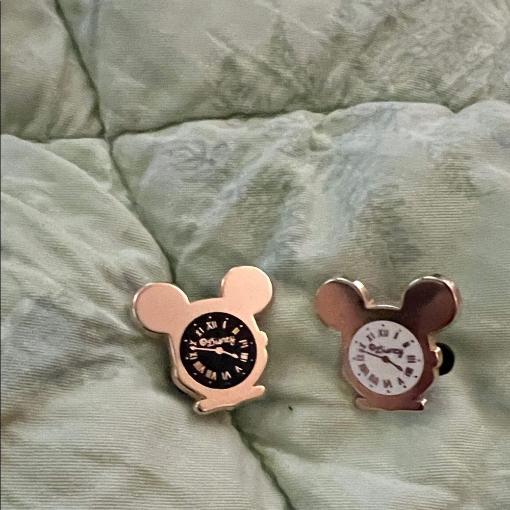 Disney Mickey Mouse Gold and Silver Kids Watch  pin Set